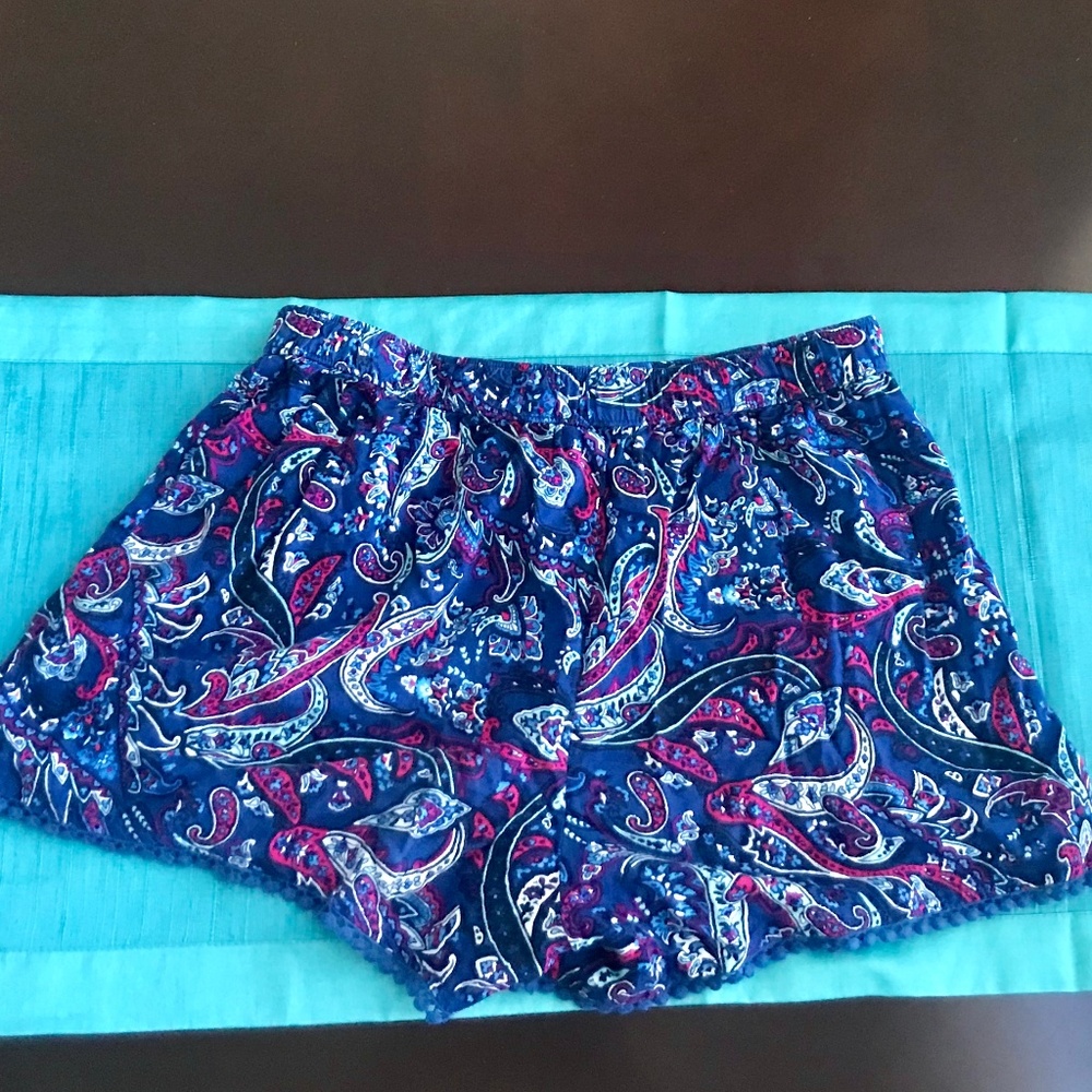 Hollister Blue & Magenta Shorts - Picture 2 of 3